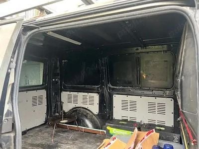 Second-hand Mercedes Vito 110 CP (80 kW) 2010 Negru Van