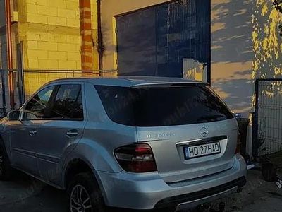 Utilizat 2006 Mercedes ML320 SUV | 5.300 EUR (Preț OK)