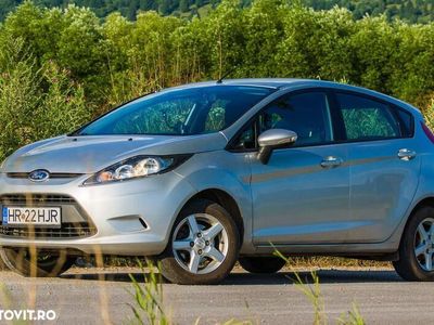 second-hand Ford Fiesta 1.6 TDCi DPF Ghia