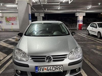 Second-hand VW Golf V Comfortline 80 CP (58 kW) 2007 Culoaregri Hatchback