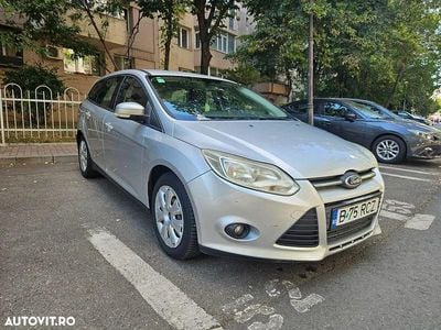 Culoaregri Utilizat 2011 Ford Focus Hatchback | 3.200 EUR (Preț OK)