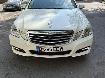 Second-hand Mercedes E250 204 CP (150 kW) 2009 Culoarealb Berlinǎ