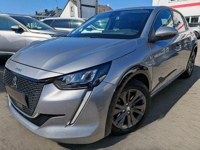 Utilizat 2021 Peugeot e-208 Allure Hatchback | 15.007 EUR (Preț OK)