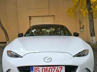 Culoarealb Utilizat 2016 Mazda MX5 Cabrio | 15.900 EUR