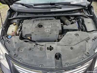 Second-hand Toyota Avensis T2 126 CP (92 kW) 2010 Gri Berlinǎ