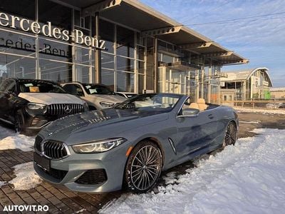 Culoarealbastru Second-hand 2019 BMW M8 Sport Line Cabrio | 54.950 EUR