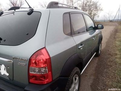 second-hand Hyundai Tucson 4 x 4 la buton, an 2008