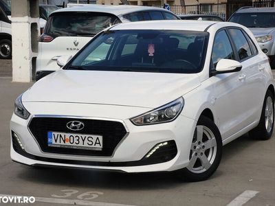 second-hand Hyundai i30 1.4 100CP 5DR M/T Highway