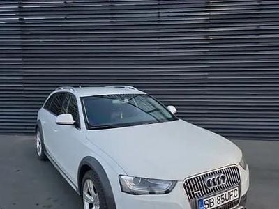 Alb Utilizat 2015 Audi A4 Hatchback | 13.990 EUR