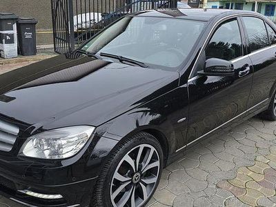 Mercedes C180