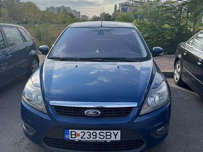Culoarealbastru Utilizat 2009 Ford Focus Trend Coupe | 1.799 EUR (Preț bun)