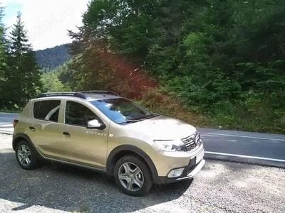 Bej Utilizat 2020 Dacia Sandero Stepway Hatchback | 9.500 EUR (Preț OK)