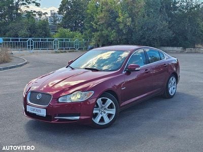 Second-hand Jaguar XF Premium Luxury 238 CP (175 kW) 2008 Culoarerosu Berlinǎ
