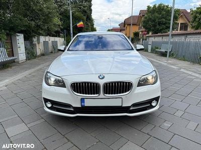 Second-hand BMW 520 Comfort Edition 190 CP (139 kW) 2015 Culoarealb Berlinǎ
