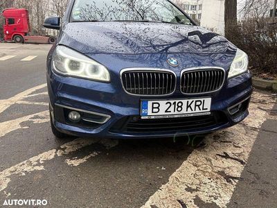 Culoarealbastru Second-hand 2015 BMW 218 Luxury Line | 8.900 EUR