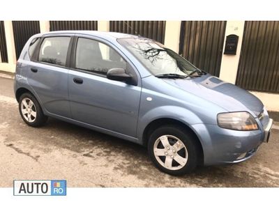 Albastru marin Utilizat 2006 Chevrolet Aveo Hatchback | 1.990 EUR