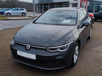 Utilizat 2023 VW Golf VIII Life | 26.210 EUR (Preț OK)