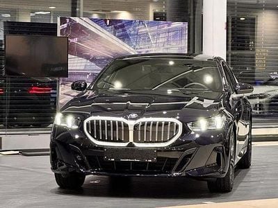 Culoarenegru Second-hand 2024 BMW 550e Berlinǎ | 80.000 EUR