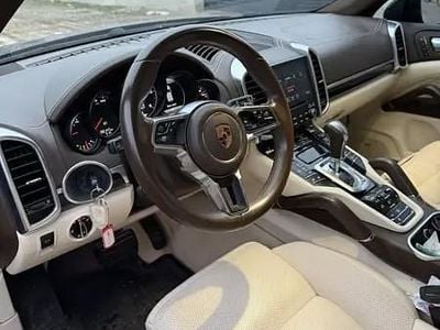 Second-hand Porsche Cayenne 264 CP (194 kW) 2017 SUV