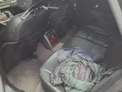 Utilizat 2005 Audi A8 Berlinǎ | 4.000 EUR