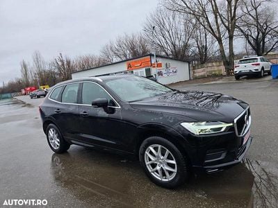 Second-hand Volvo XC60 Momentum 197 CP (144 kW) 2019 Culoarenegru SUV