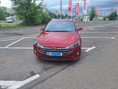 second-hand Hyundai Elantra 1.6 MPi Highway