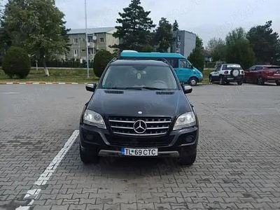 Mercedes ML320