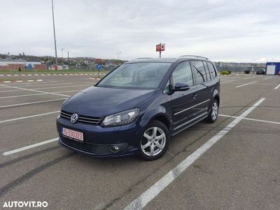 second-hand VW Touran 1.6 TDI DPF DSG Highline