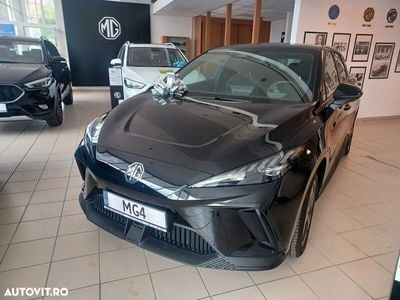 Second-hand MG MG4 EV 150 kW (204 CP) 2023 Negru Hatchback