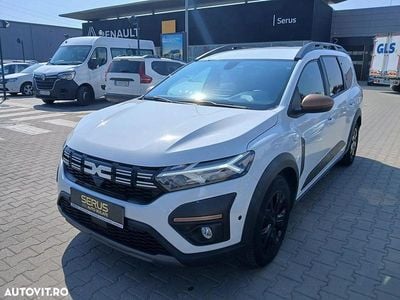 Second-hand Dacia Jogger Extreme 100 CP (73 kW) 2024 Culoarealb Monovolum