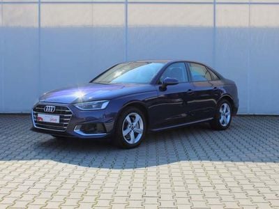 Albastru dechis metalic Utilizat 2024 Audi A4 | 40.900 EUR (Scump)