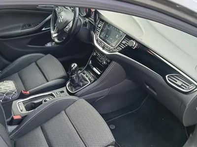 Gri Utilizat 2017 Opel Astra Break | 7.900 EUR (Puțin scump)