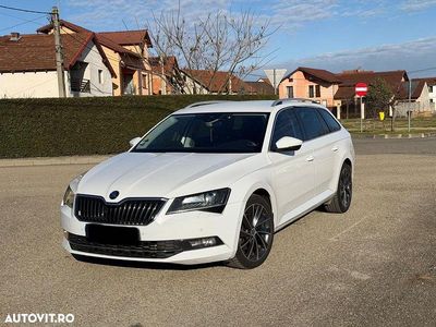 Second-hand Skoda Superb LAURIN & KLEMENT 190 CP (139 kW) 2017 Culoarealb Break