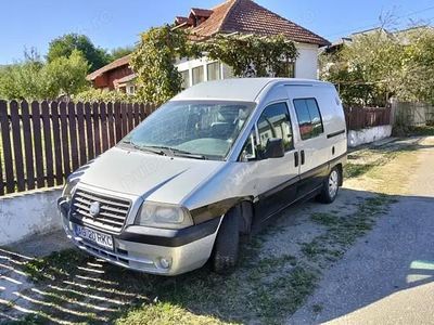 Argintiu Second-hand 2004 Fiat Scudo Van | 2.000 EUR