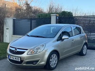 Bej Utilizat 2008 Opel Corsa Berlinǎ | 2.850 EUR (Preț bun)