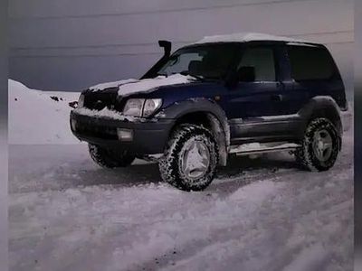 Albastru Utilizat 2000 Toyota Land Cruiser Prado SUV | 8.850 EUR