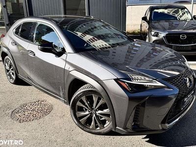 Lexus UX 250h
