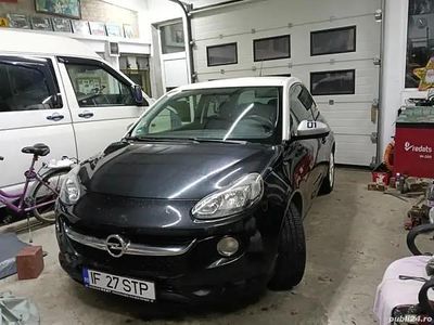 Negru Utilizat 2015 Opel Adam Hatchback | 5.800 EUR