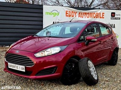 Second-hand Ford Fiesta Ambiente 75 CP (55 kW) 2013 Culoarerosu Hatchback