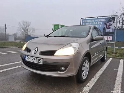 Utilizat 2008 Renault Clio III Hatchback | 3.050 EUR