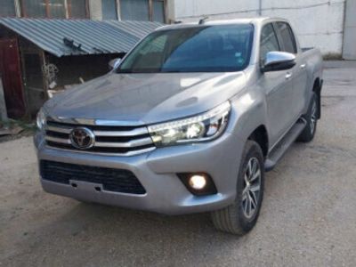 second-hand Toyota HiLux in stare impecabila