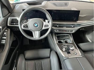 Second-hand BMW X7 Comfort Edition 381 CP (280 kW) 2025 Carbon black metallic metalizat SUV