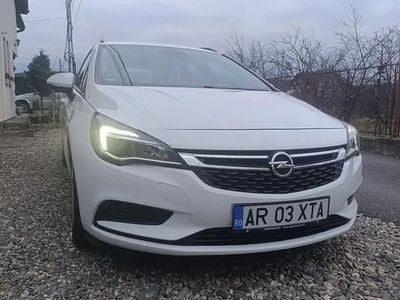 Alb Utilizat 2018 Opel Astra Break | 8.600 EUR (Scump)