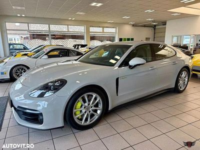 Second-hand Porsche Panamera 4S 560 CP (411 kW) 2022 Culoaregri Berlinǎ