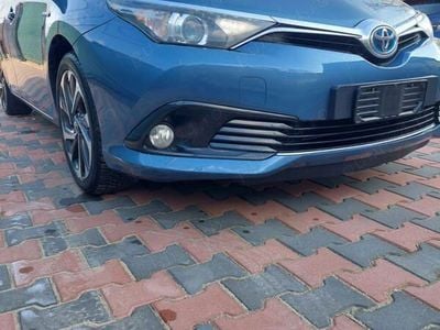 Toyota Auris Hybrid