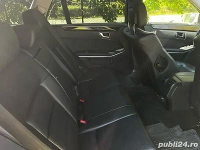 Mercedes E200