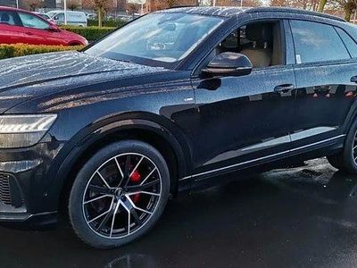 Culoarenegru Second-hand 2018 Audi Q8 Premium SUV | 40.900 EUR