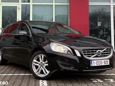 Culoarenegru Second-hand 2014 Volvo V60 Break | 6.499 EUR (Super Preț)