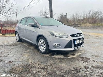 Second-hand Ford Focus SYNC Edition 115 CP (84 kW) 2012 Culoareargint Hatchback