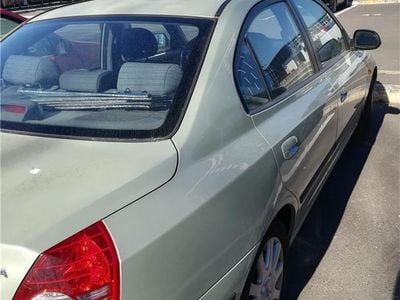 Utilizat 2005 Hyundai Elantra Berlinǎ | 4.000 EUR
